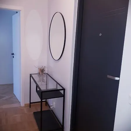 Kate Apartament *